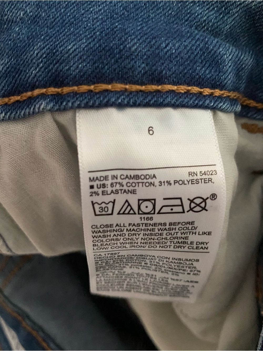 Old Navy Mid Rise Power Slim Straight Jeans 6 - Picture 3 of 4